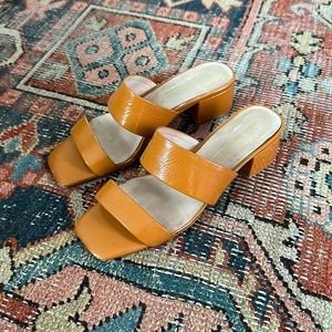 Intentionally Blank Patent Double Strap Midi Heel. Size U.S. 8 (true to size)